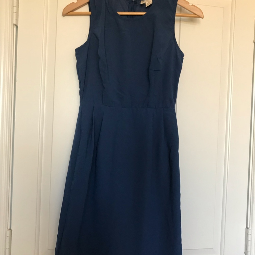 Blue above the knee dress. Fitted